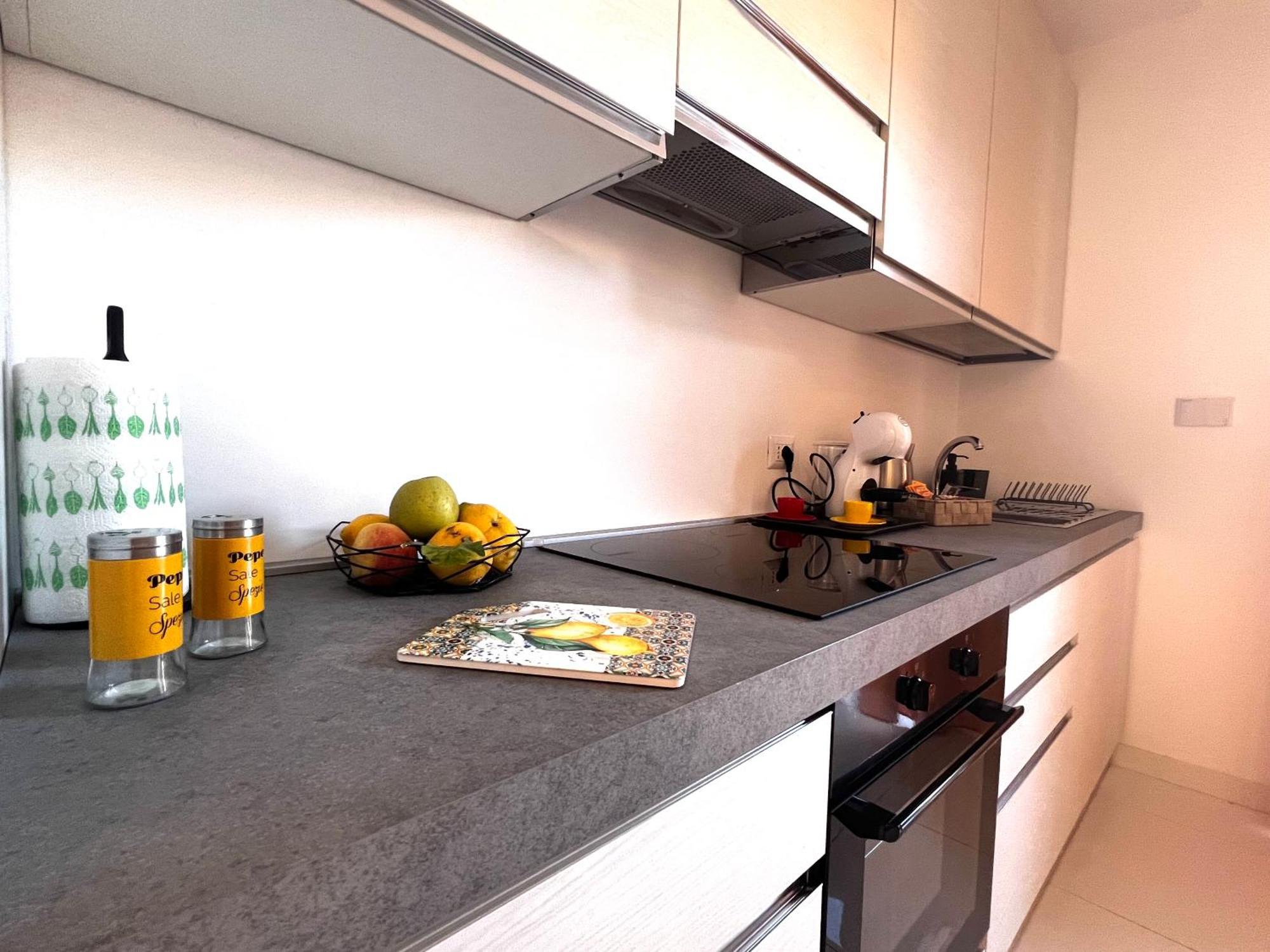 Roma Airport Sky Apartments فيوميتشينو المظهر الخارجي الصورة